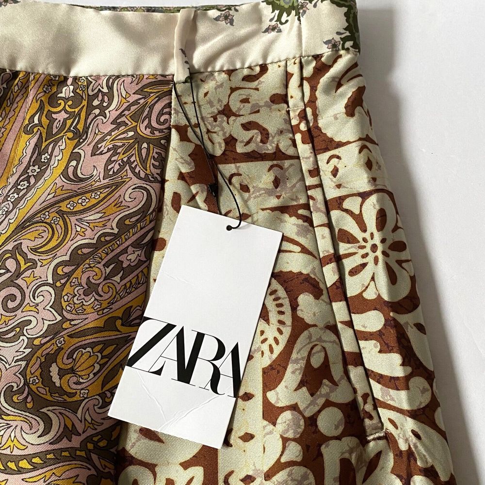 Zara Pants Womens L Multicolor Floral Paisley Wide Leg Satin Effect NWT Flaw - Picture 8 of 16